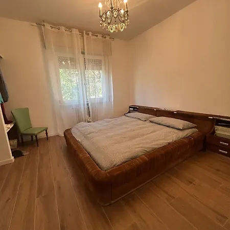 Modena Apartament *