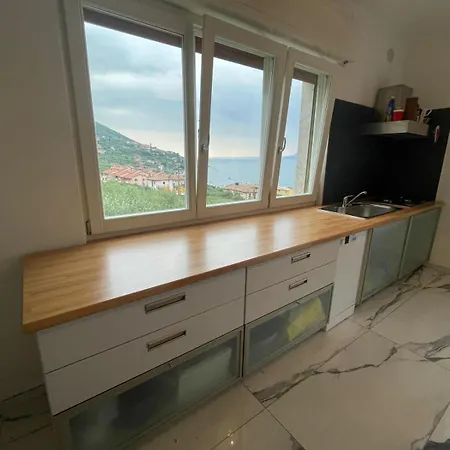 Modena Apartament *